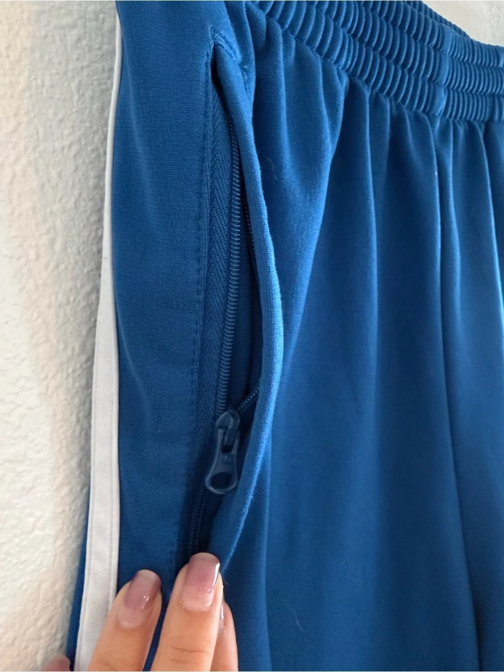 Adidas Originals 3-Stripe Cuffed Track Pants - Blue - Size KIDS Large